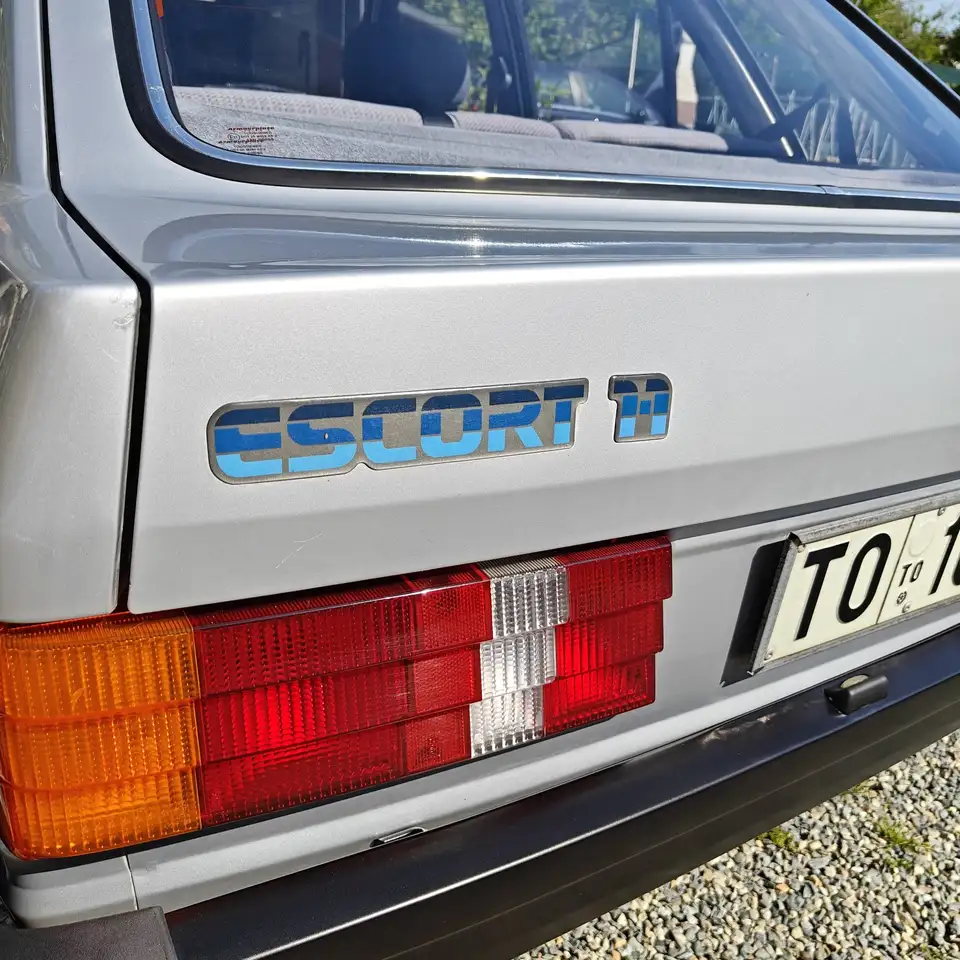 Ford Escort 5p 1.1 GL, foto 5