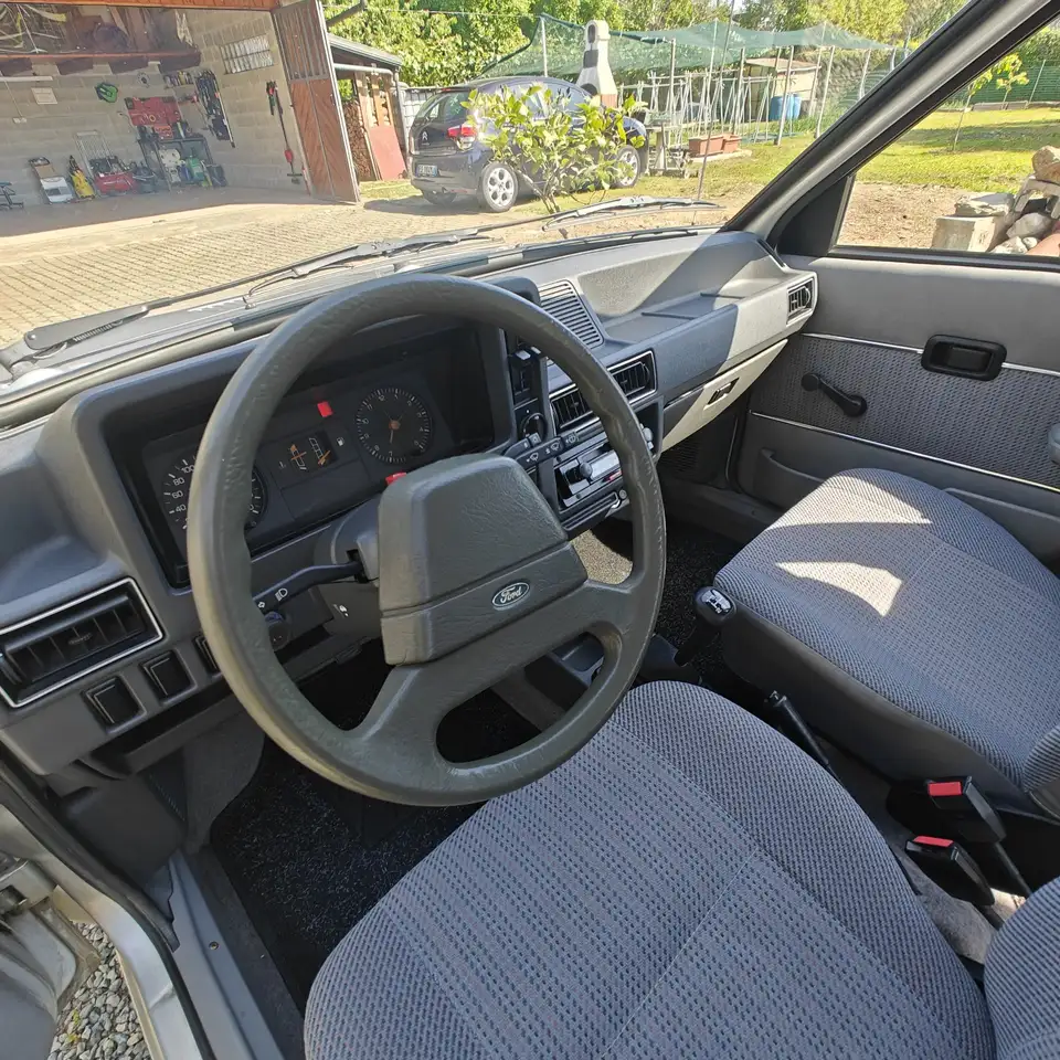 Ford Escort 5p 1.1 GL, foto 8