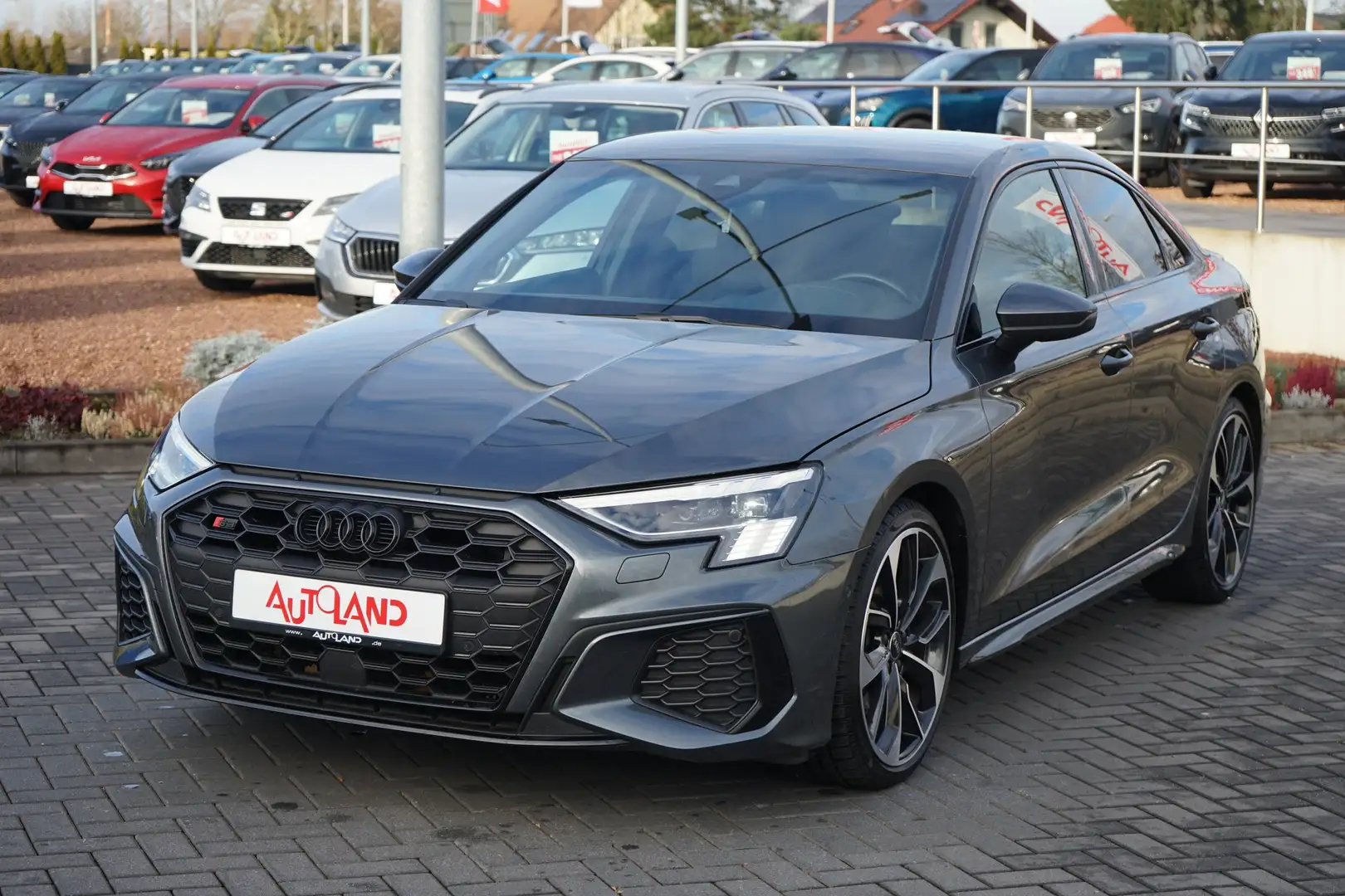 Audi S3 2.0 TFSI quattro LED Navi Kamera Grey - 2