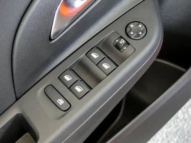 Opel Corsa view 13