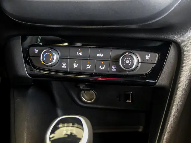 Opel Corsa view 8