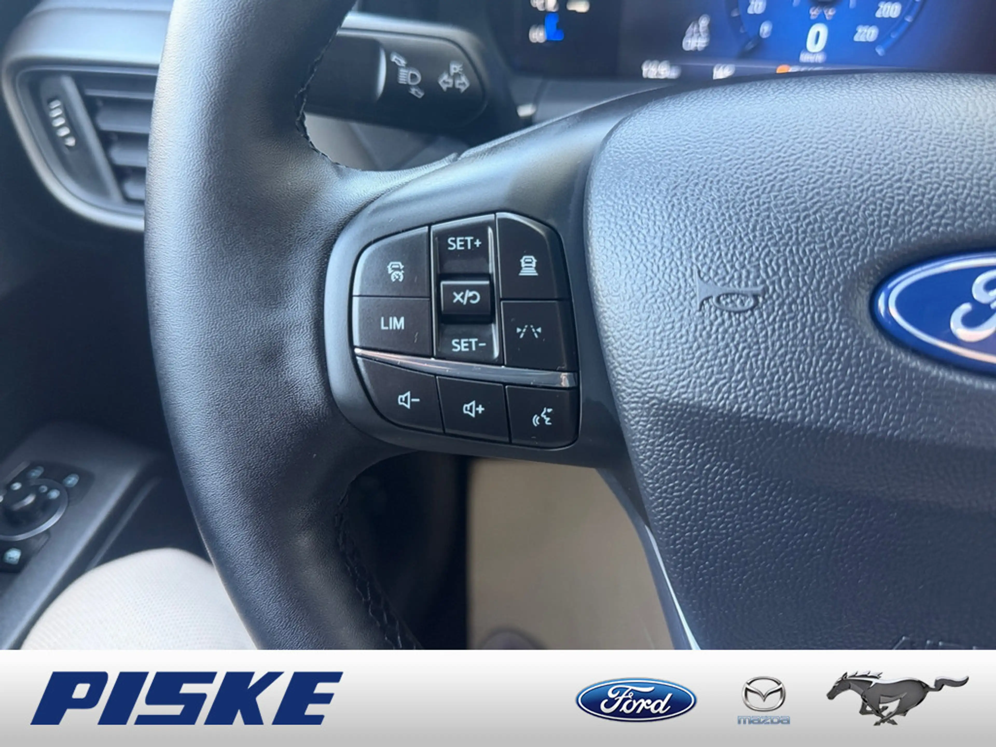Ford Tourneo Courier Titanium 0%-Zins mgl. SHZ ACC — photo 14