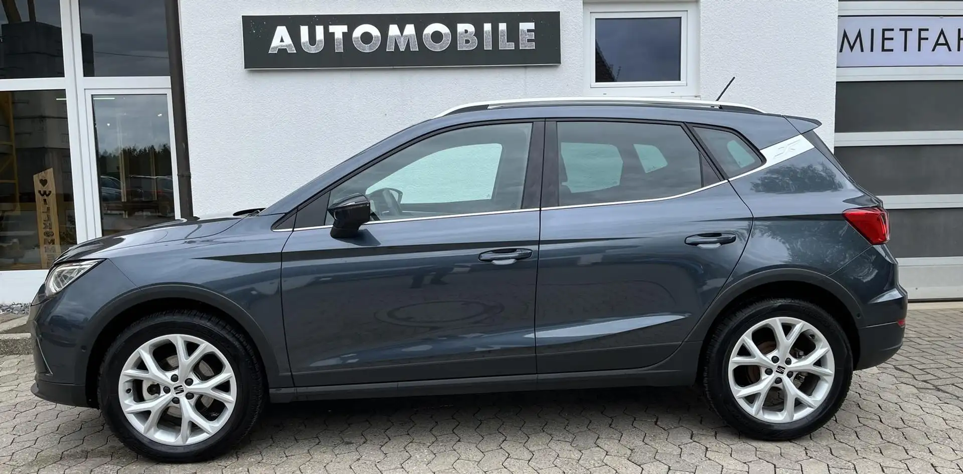 SEAT Arona FR 1.0TSI DSG LED KAMERA ACC DAB FULL-LINK Grau - 2