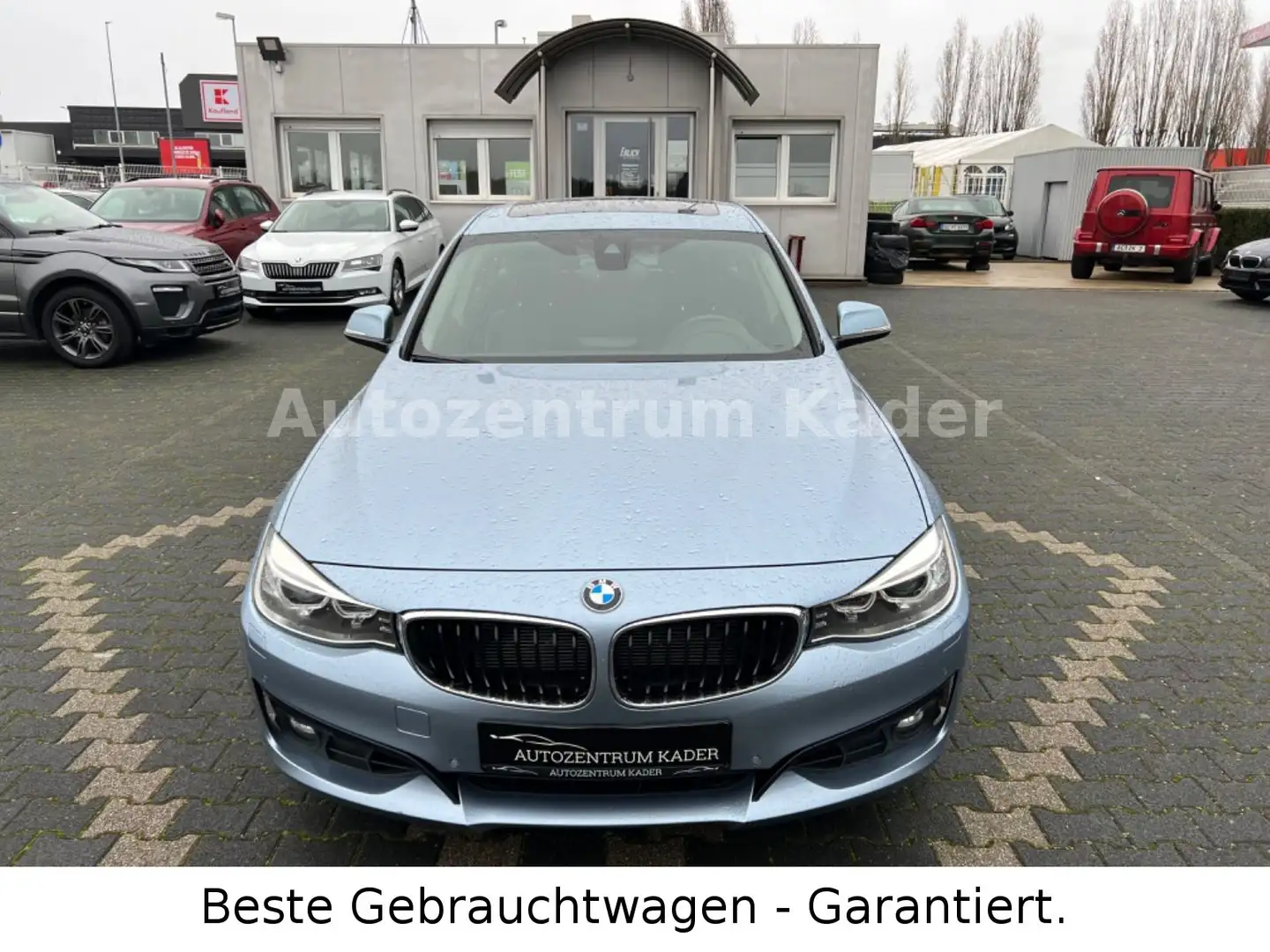 BMW 325 *LED*Leder*Navi*Panorama*AHK*Spu Modrá - 2