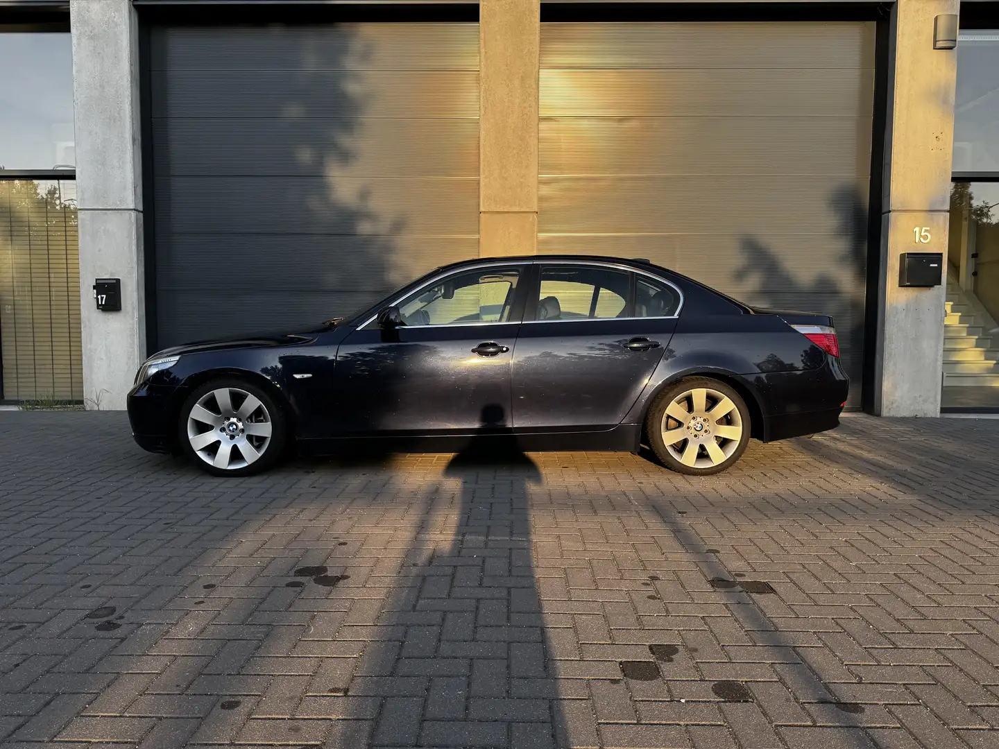 BMW 545 5-Serie 4.4 V8 I 545 AUT | 333 PK | NL-Auto Blauw - 2