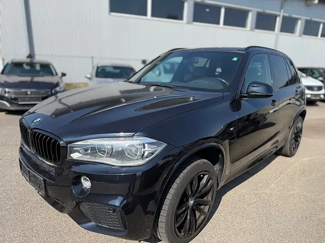 BMW X5 xDrive30d M-Paket Aut.