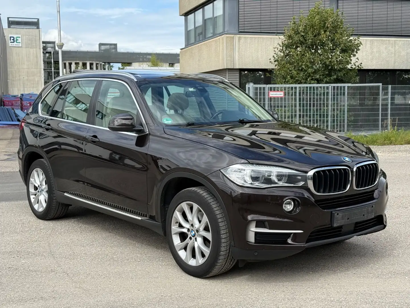 BMW X5 xDrive 30d Euro6 Pano Head Up Kamera ACC Braun - 2