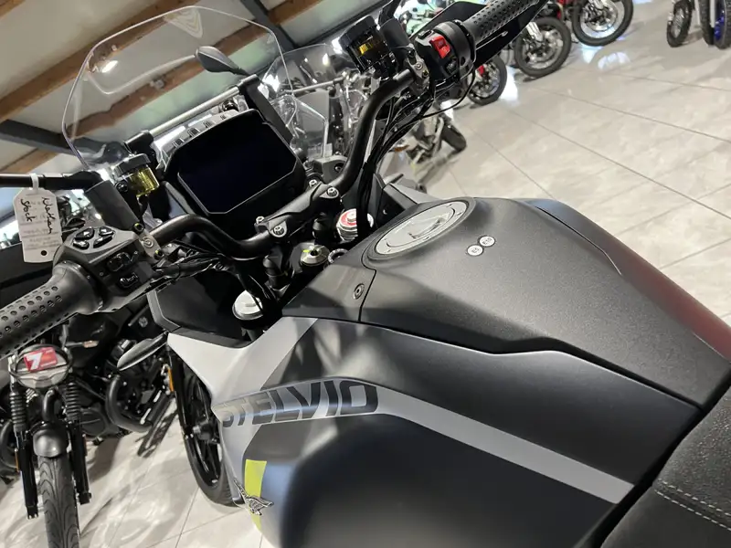 Moto Guzzi Stelvio - foto 6