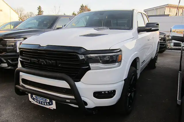 Dodge RAM Ram Laramie SPORT White Edition