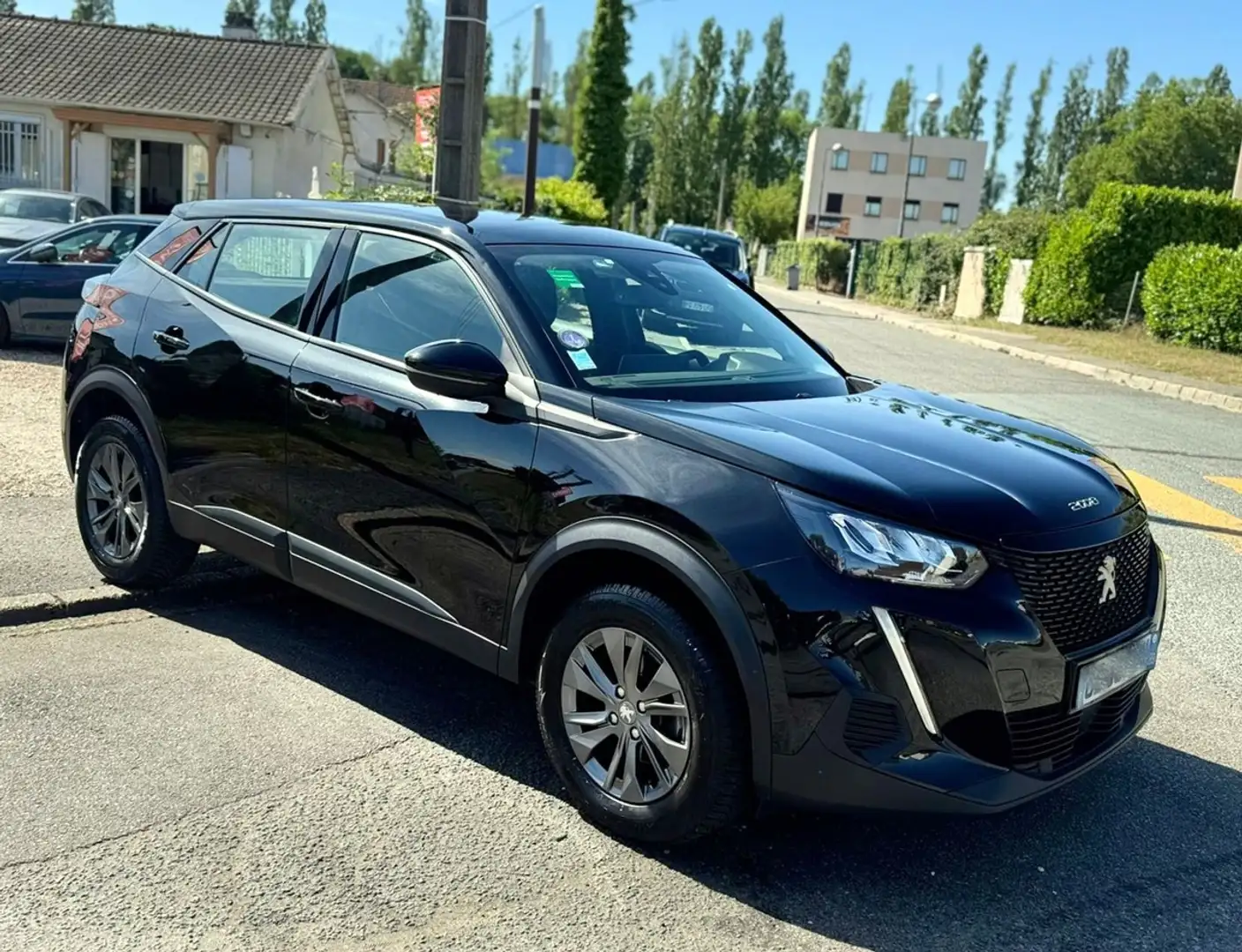Peugeot 2008 Active Pack 1.2 PT 130CV EAT8 TBEG 10825HT Noir - 1