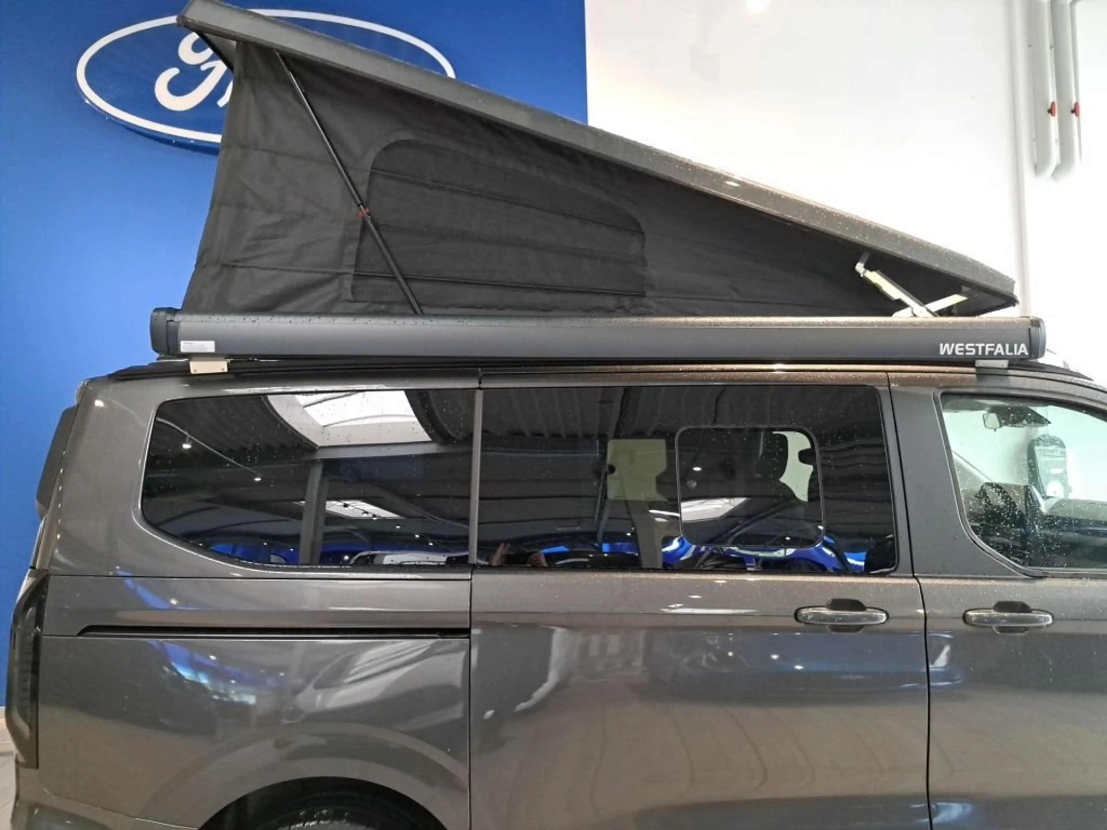 Ford Nugget Nugget 320 L1 VA Autm. Titanium — photo 8