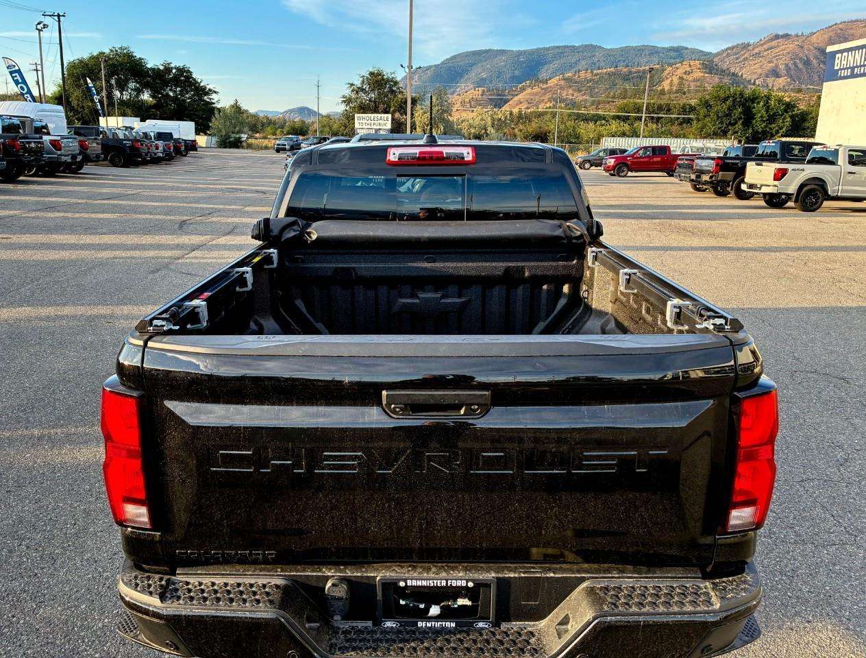 2026 Chevrolet Colorado Z71 — photo 1