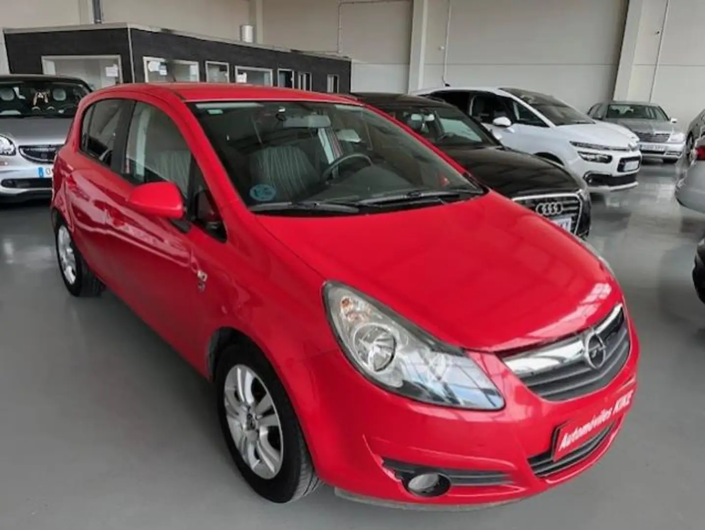 Opel Corsa Pequeño 85cv Manual de 5 Puertas Rouge - 2