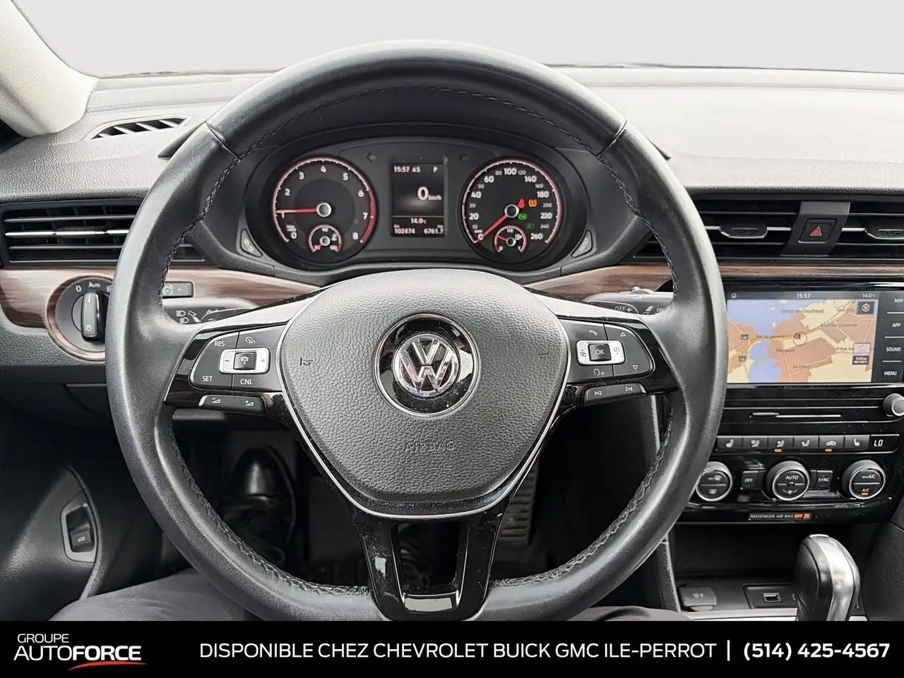 Volkswagen Passat снимка Volkswagen Passat