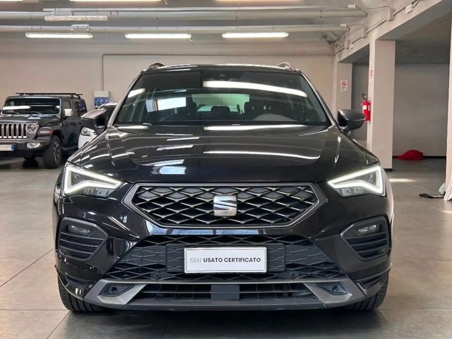 SEAT Ateca 1.5 EcoTSI DSG FR Schwarz - 2