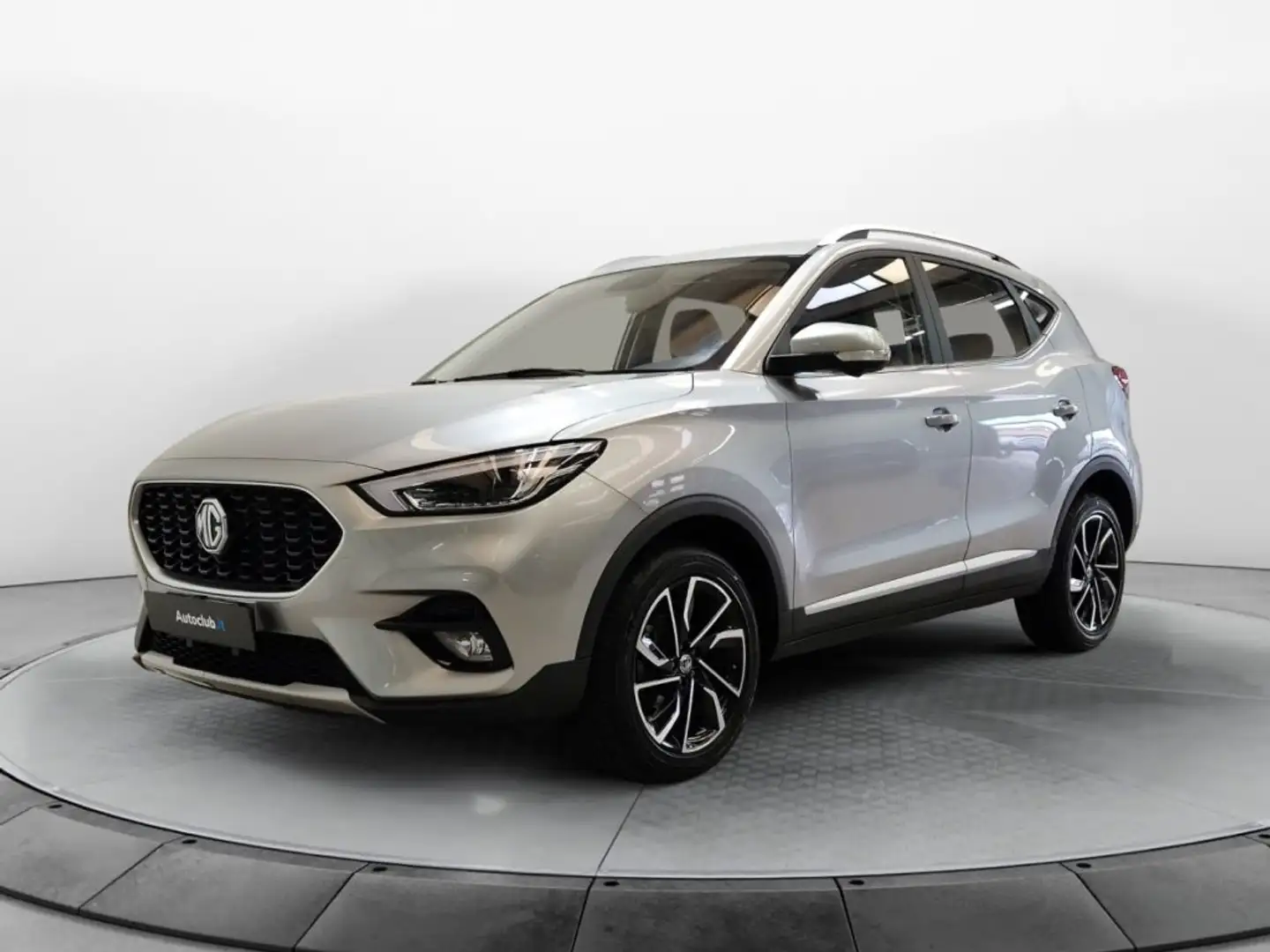 MG ZS 1.5 Luxury Argent - 1