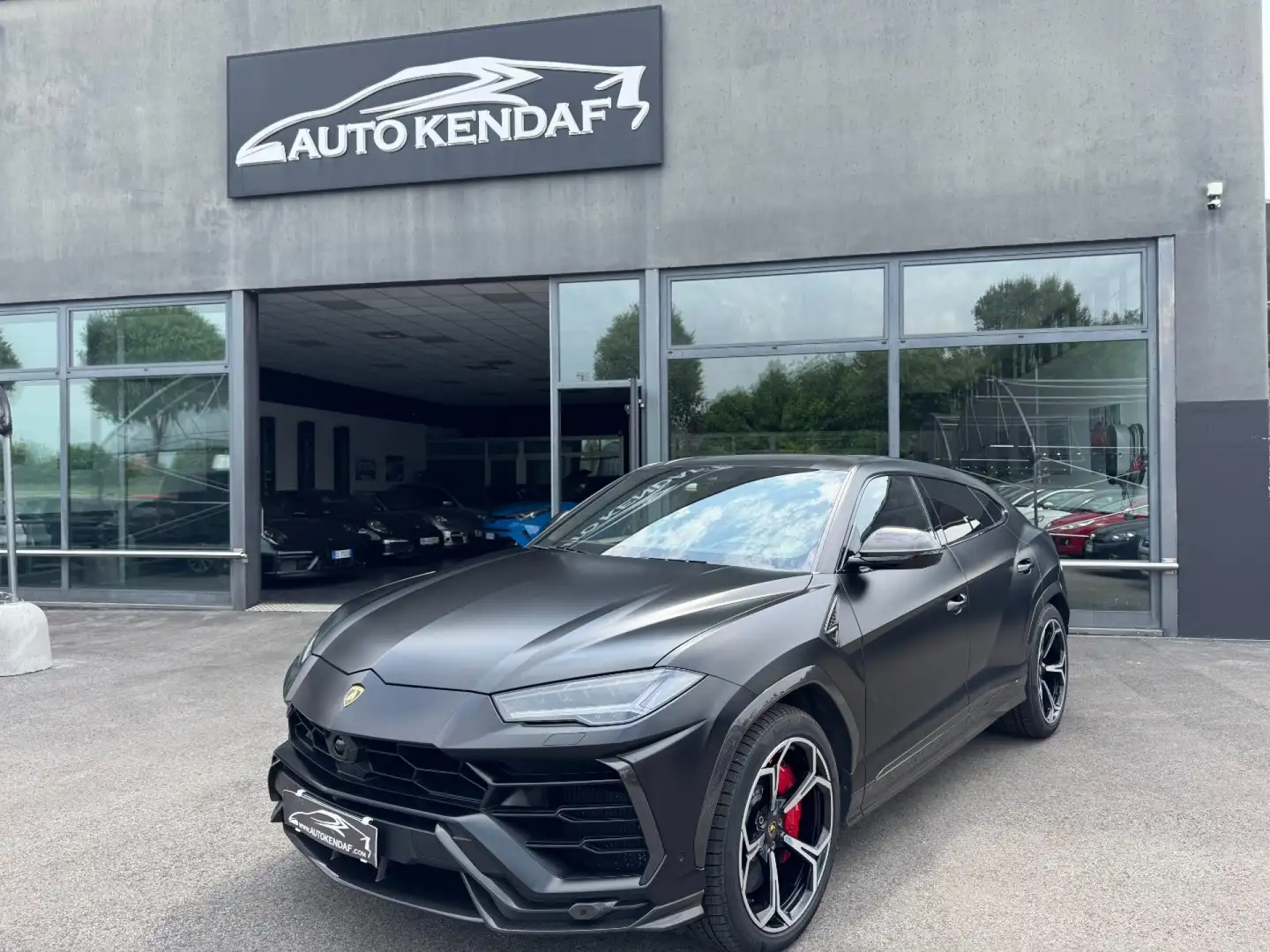 Lamborghini Urus 4.0 V8 - Full Carbon Poss. Sub. Leas. Garanz Lambo Noir - 1