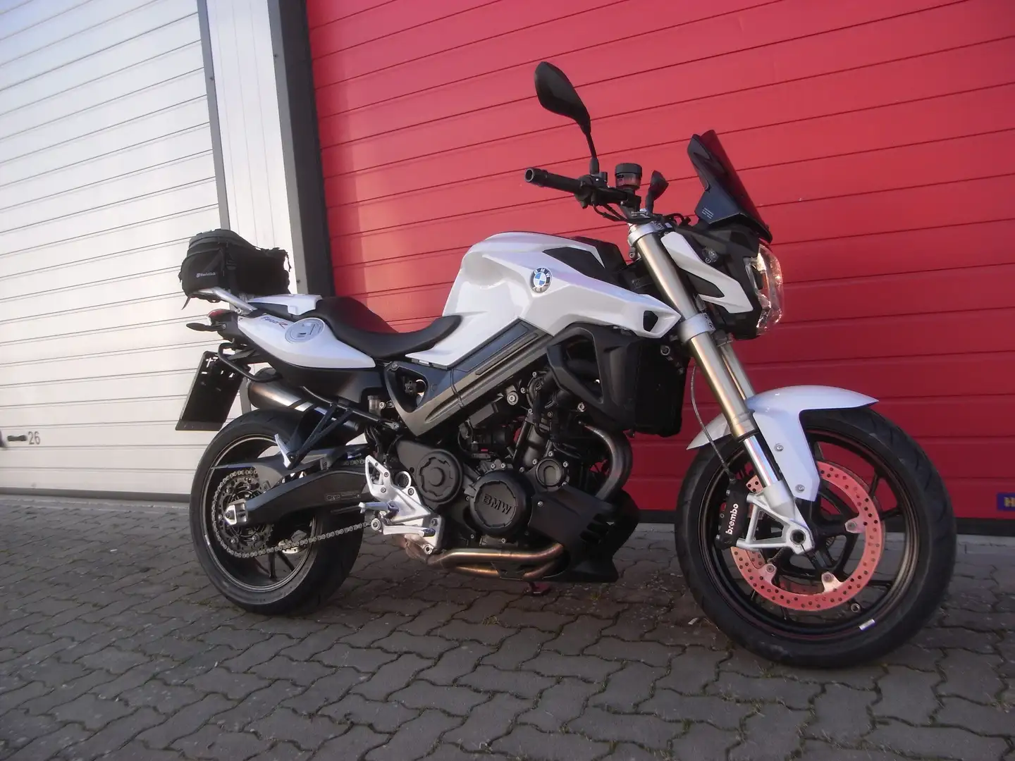 BMW F 800 R -- 1 Hand -- Top Ausstattung -- Neue Reifen !!! Blanco - 2