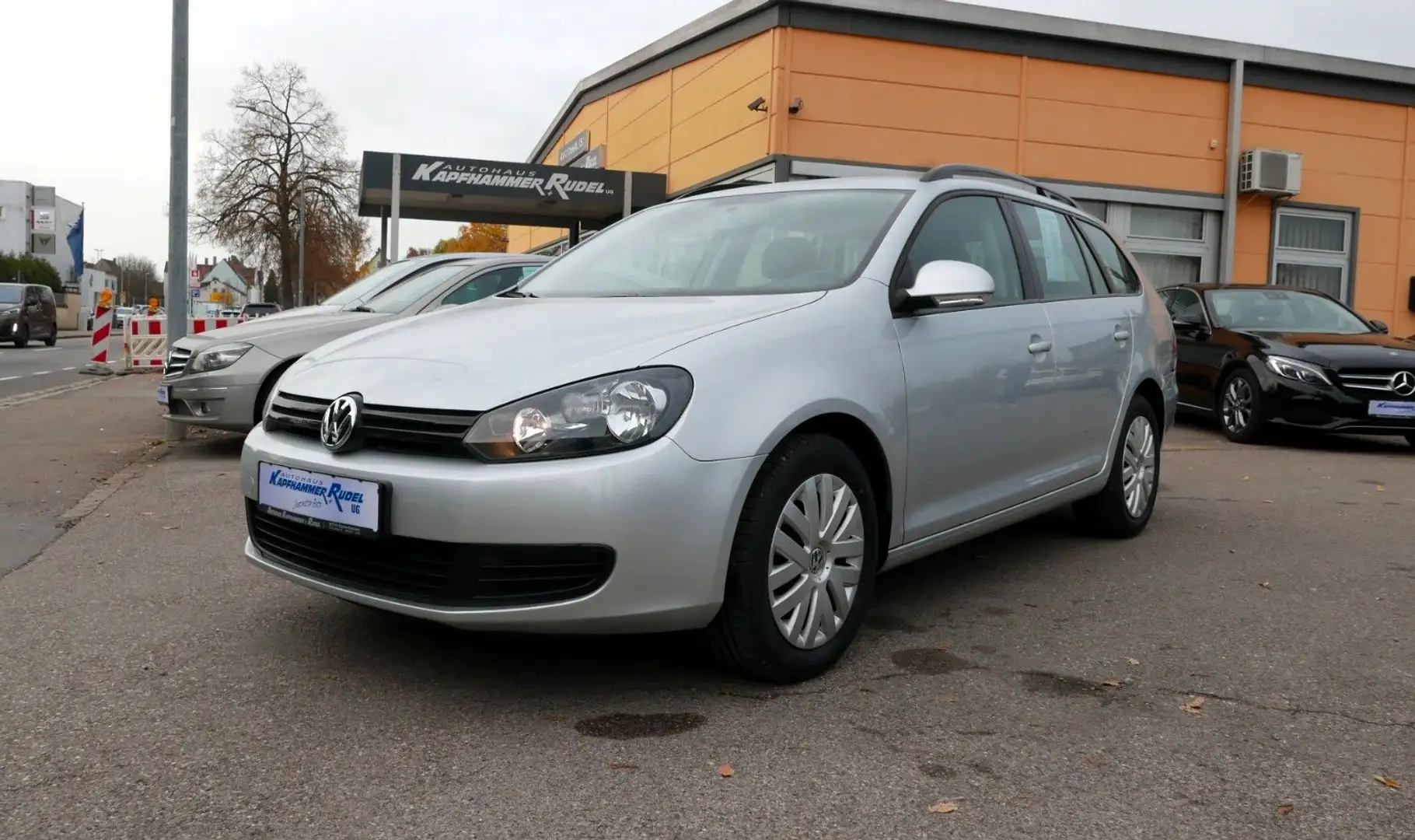 Volkswagen Golf VI Variant Trendline/ORIGINAL 32tsdKM Silber - 1