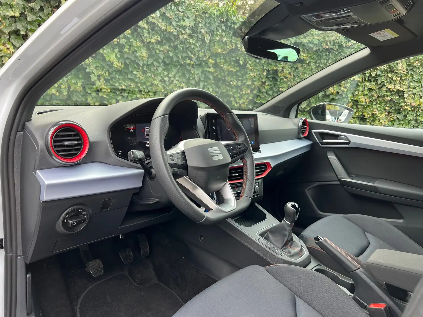 SEAT Ibiza 1.0 EcoTSI FR | Carplay | LED | 17' inch | PDC Blanc - 2