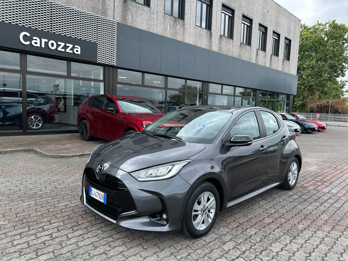 Mazda 2 2    1.5 v full hybrid Agile Comfort Pack e-cvt Grigio - 1