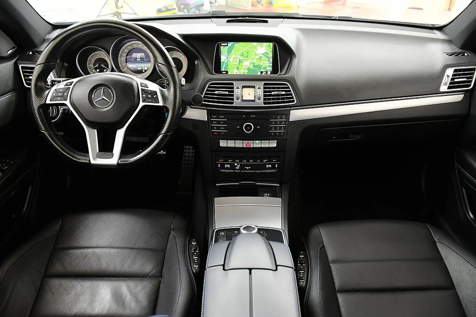 Mercedes-Benz E 350 BlueTEC Aut. Blauw - 2