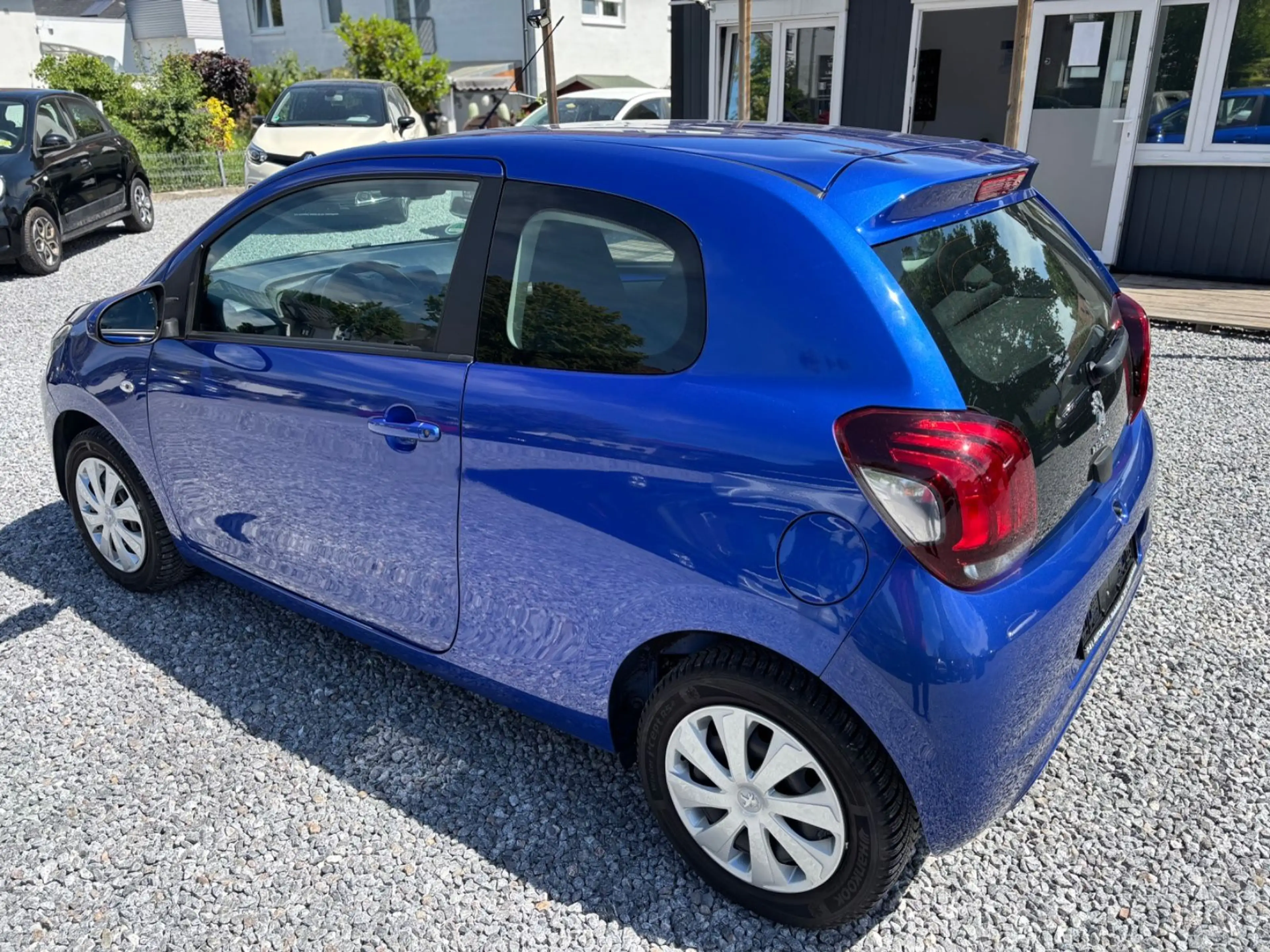 Peugeot 108 Active — photo 6
