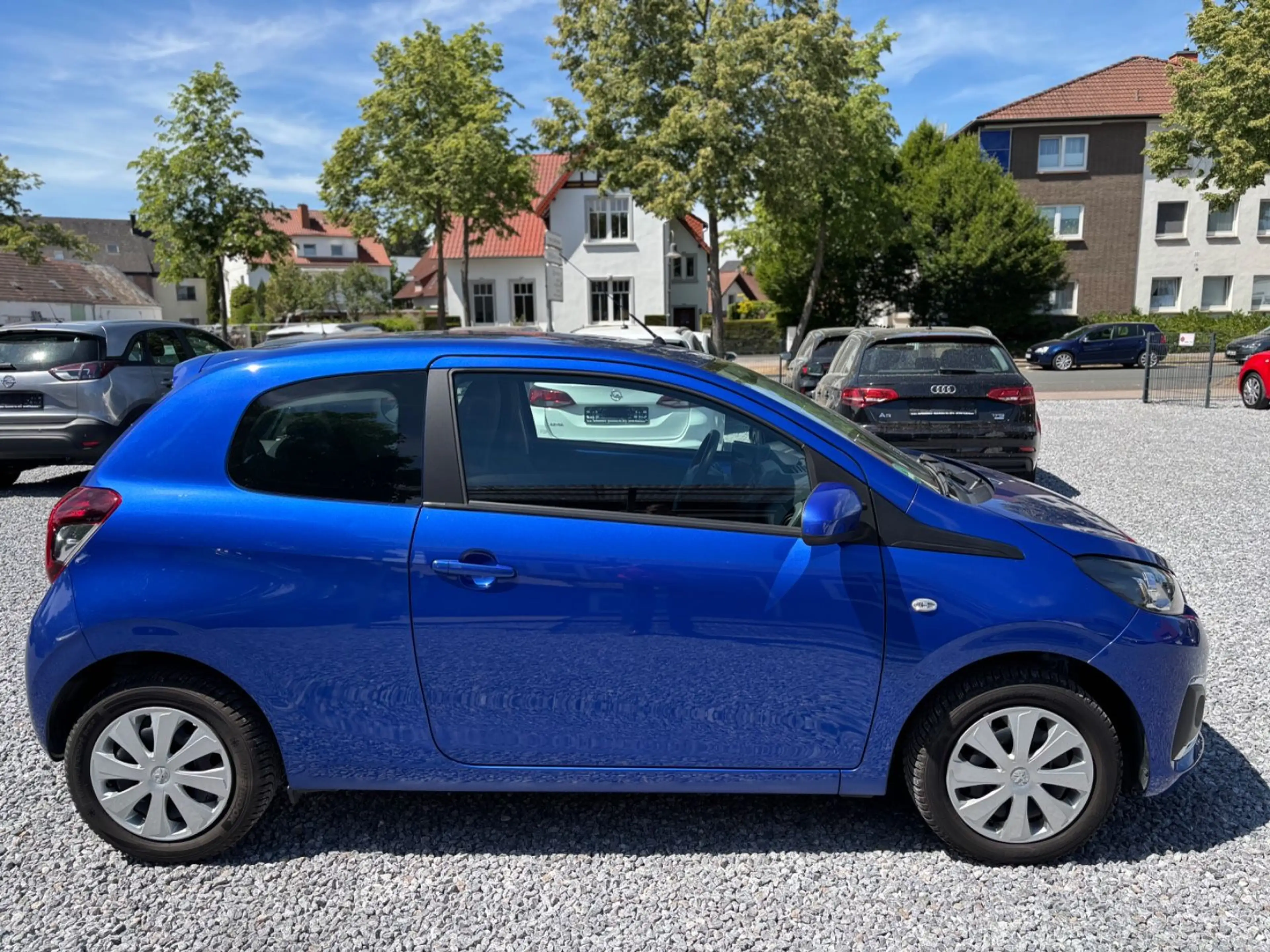 Peugeot 108 Active — photo 10