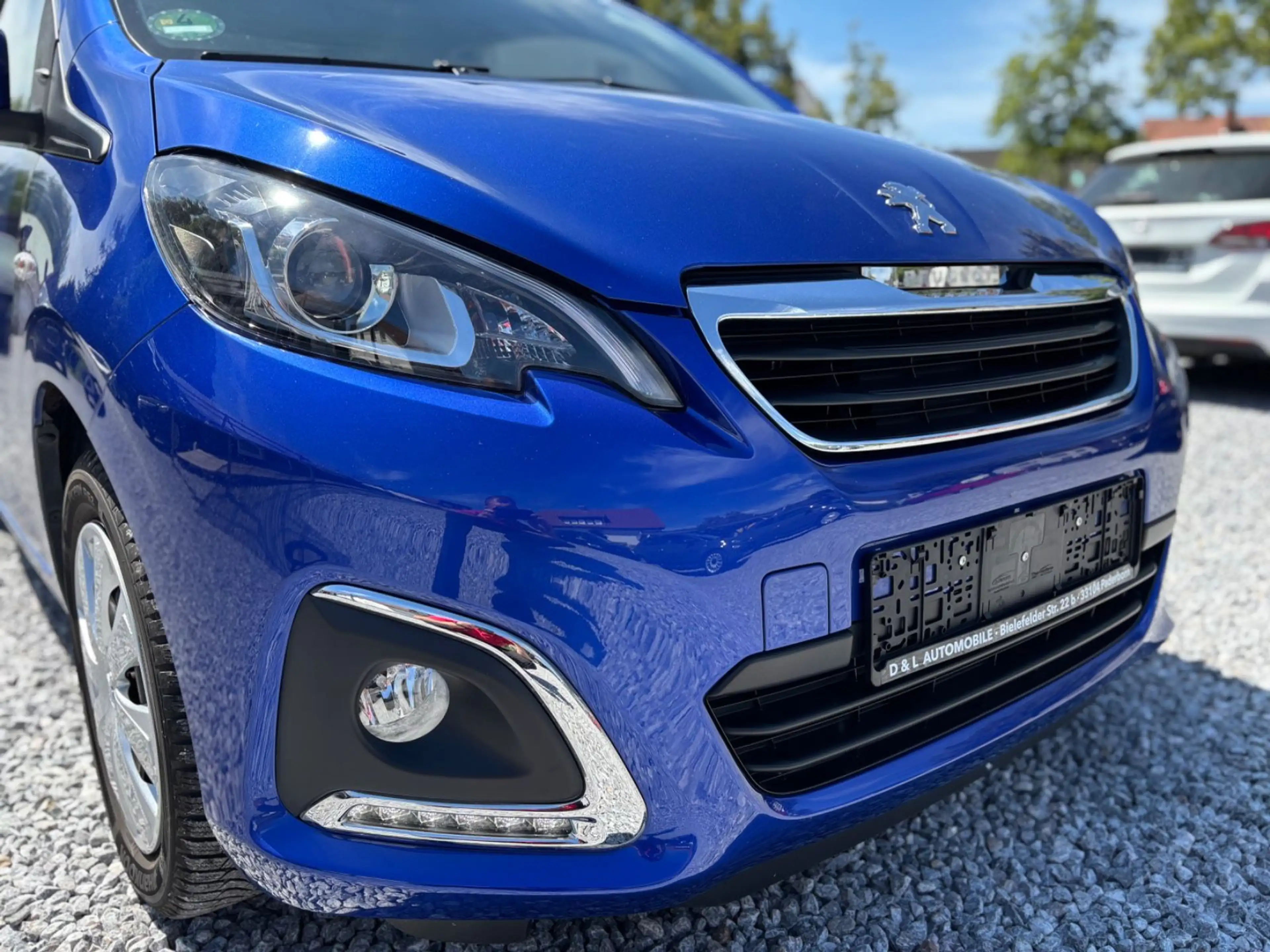 Peugeot 108 Active — photo 12