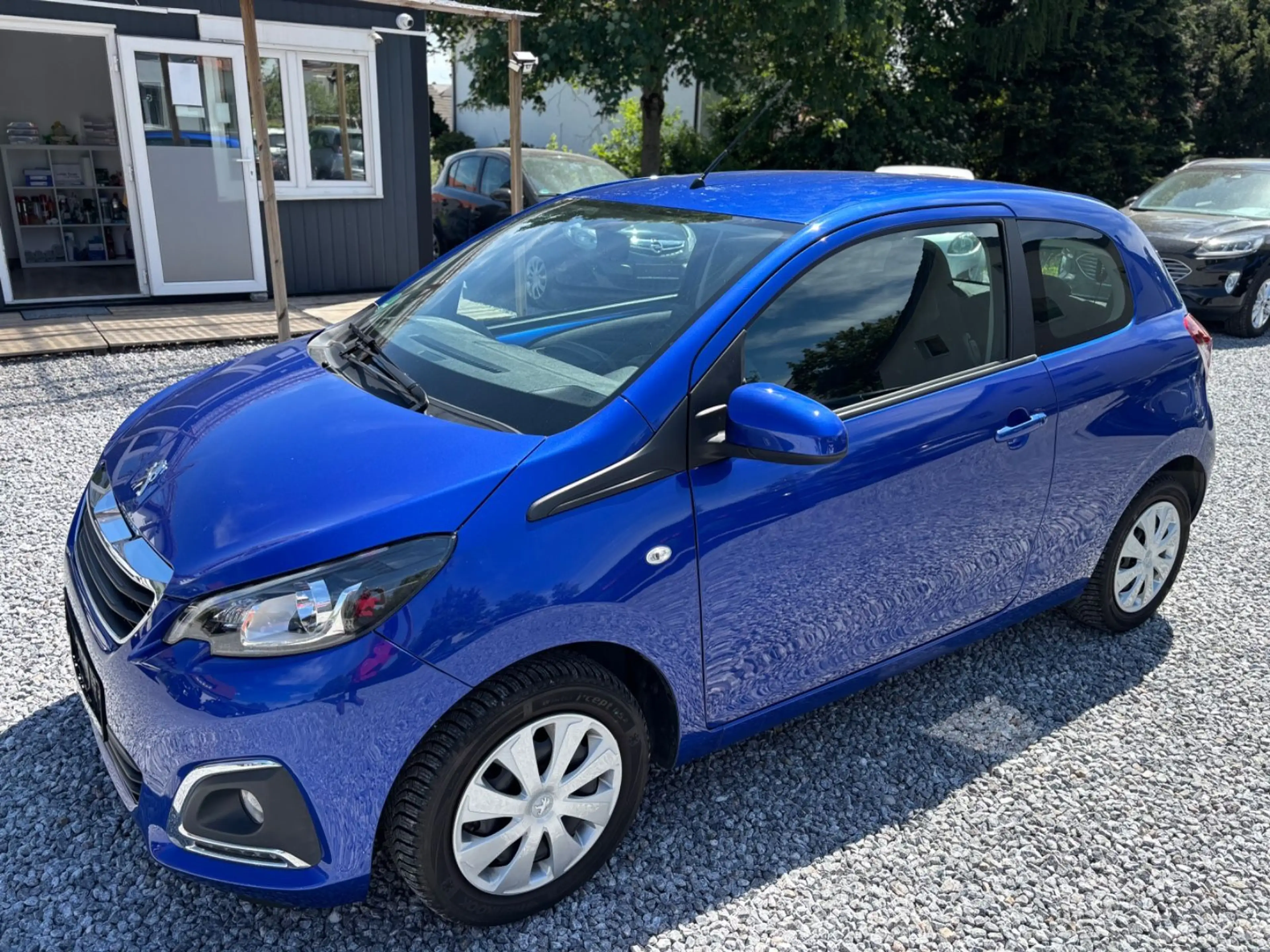 Peugeot 108 Active — photo 4