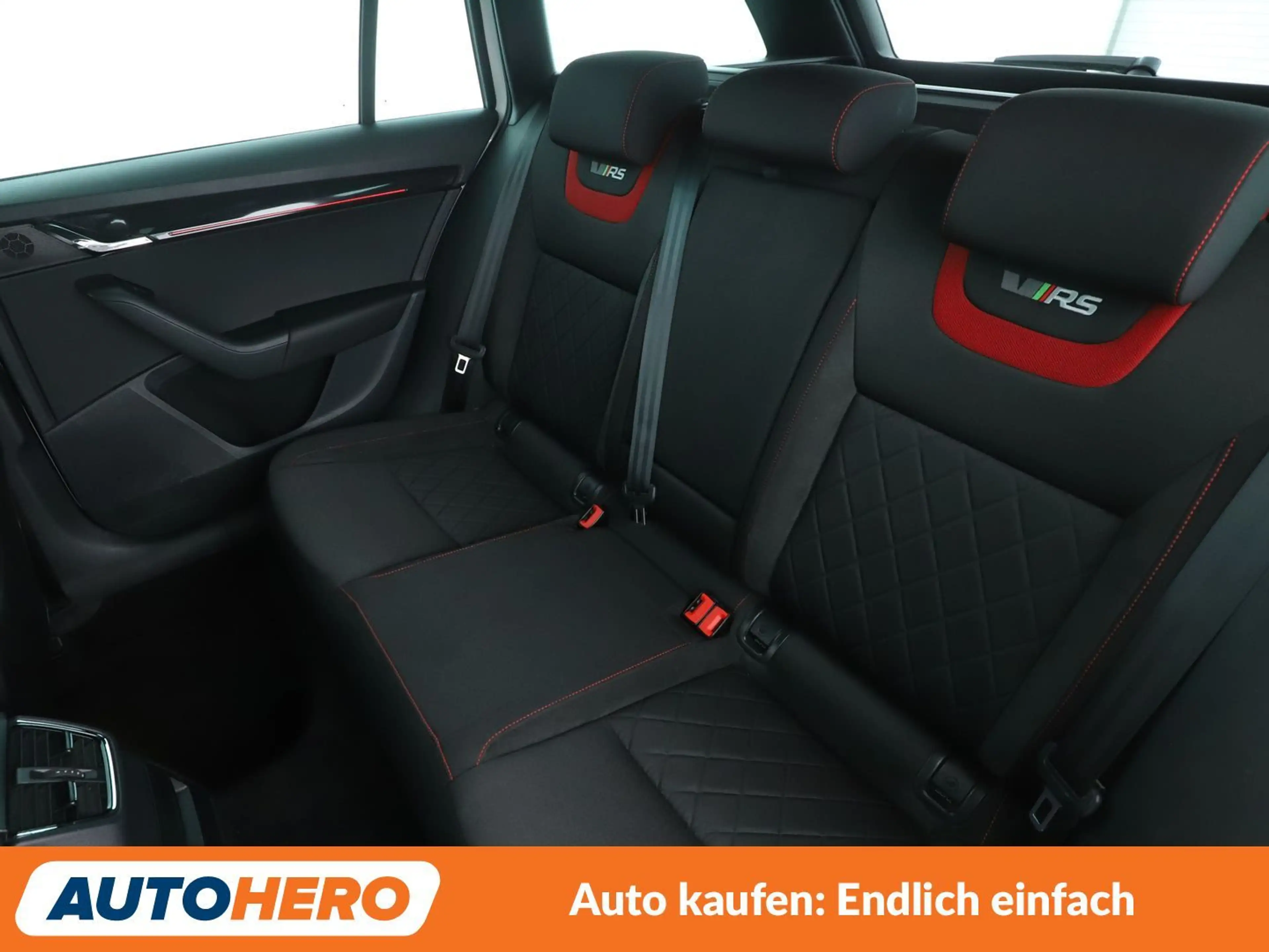 Skoda Octavia 2.0 TSI RS 245 Aut.*NAVI*LED*PDC*TEMPO*SHZ*ALU* — photo 14