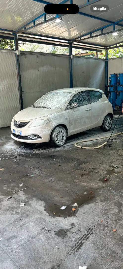 Lancia Ypsilon 1.2 8v Elefantino c/clima 69cv - 2
