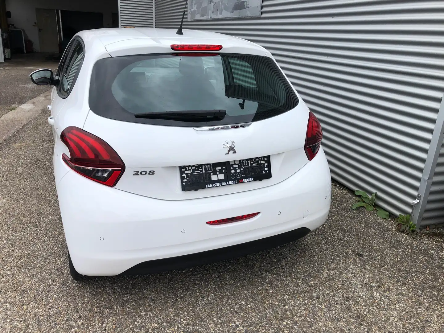 Peugeot 208 208 Active 1,2 82PS# ZAHNRIEMEN NEU#TOP ZUSTAND# Weiß - 2