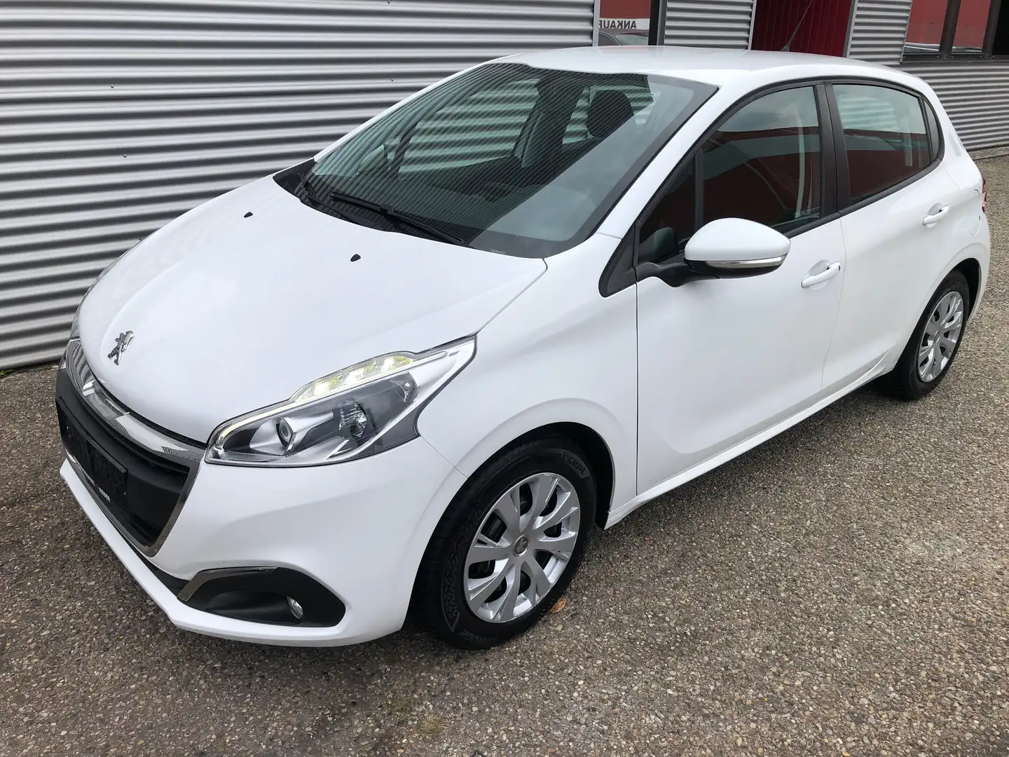 Peugeot 208 208 Active 1,2 82PS# ZAHNRIEMEN NEU#TOP ZUSTAND# Weiß - 1