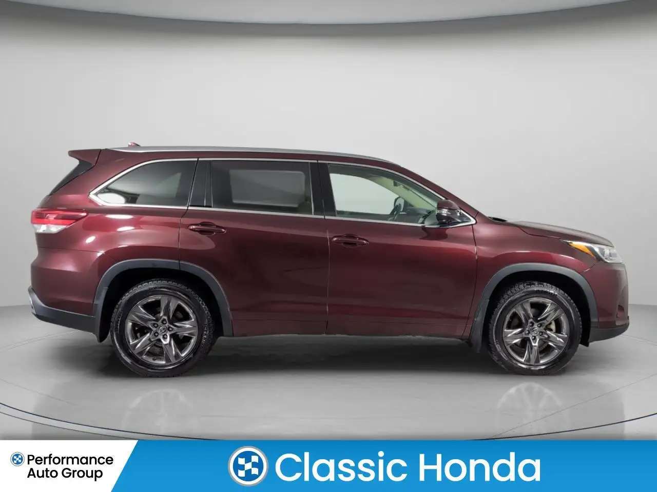 Toyota Highlander photo Toyota Highlander