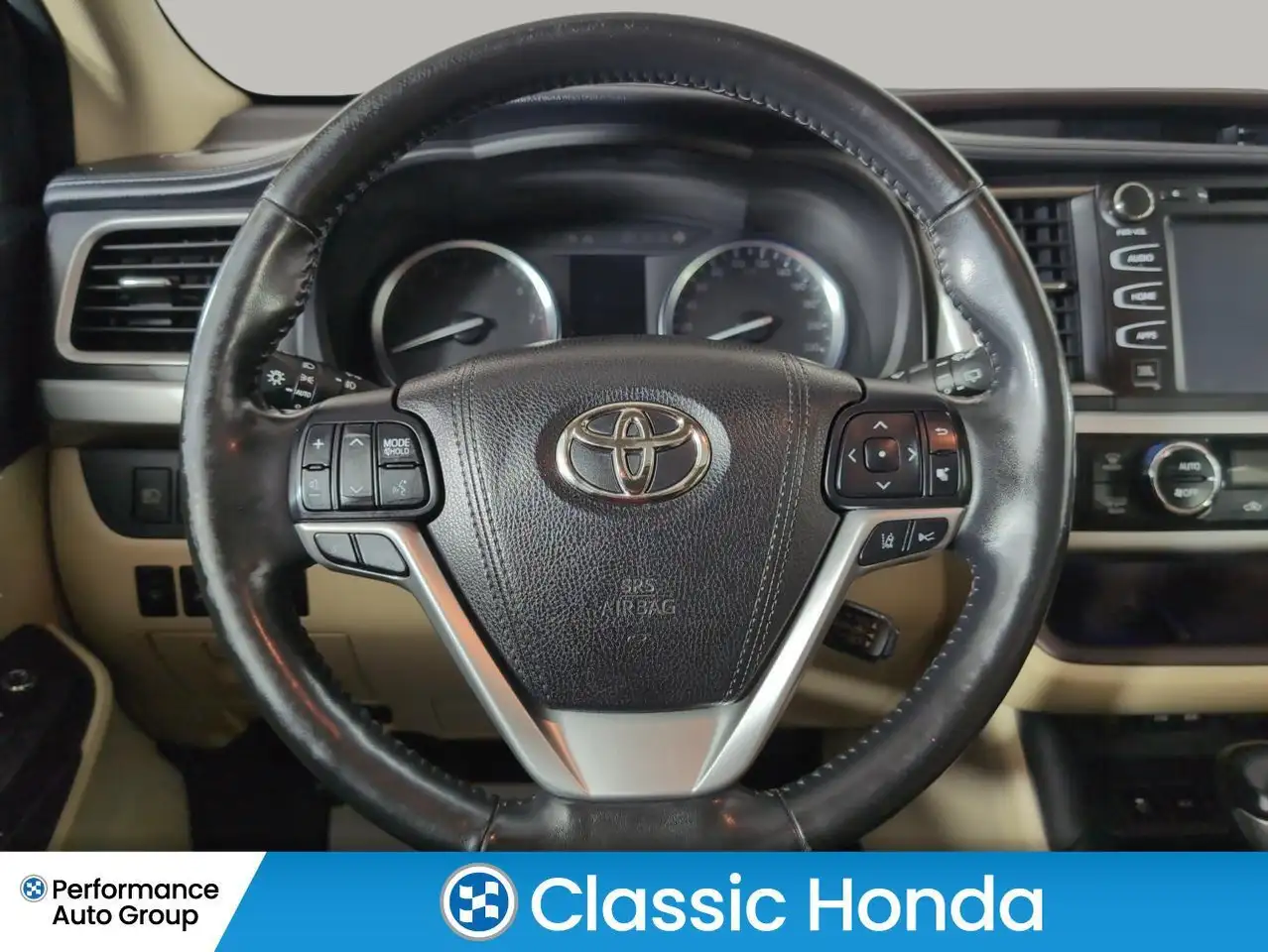 Toyota Highlander photo Toyota Highlander