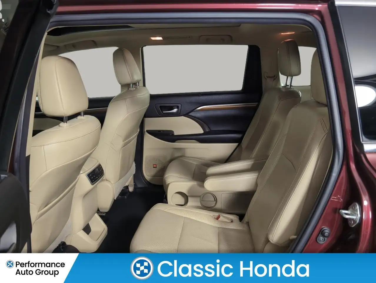 Toyota Highlander photo Toyota Highlander