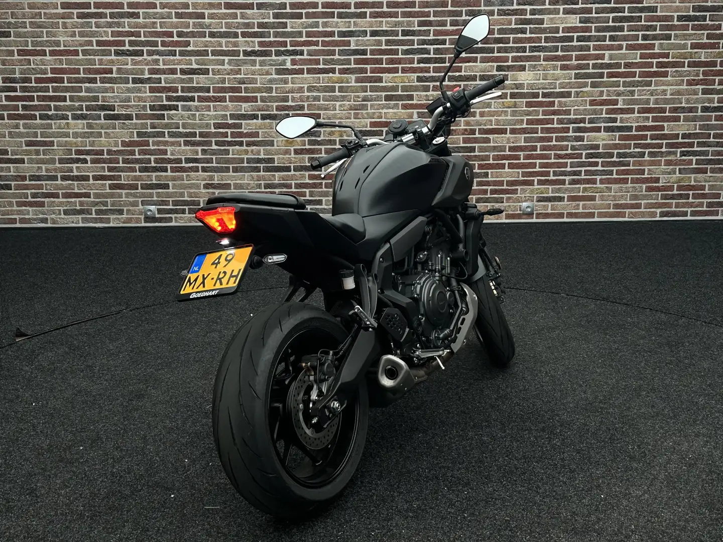 Yamaha MT-07 Nieuw! 169 KM Weinig KM! Garantie Handvat vrwmd - 2