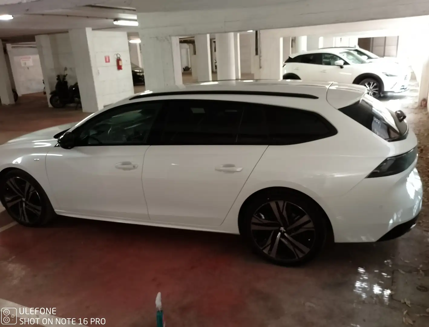Peugeot 508 SW 1.6 puretech t GT Line s&s 180cv eat8 Bianco - 2