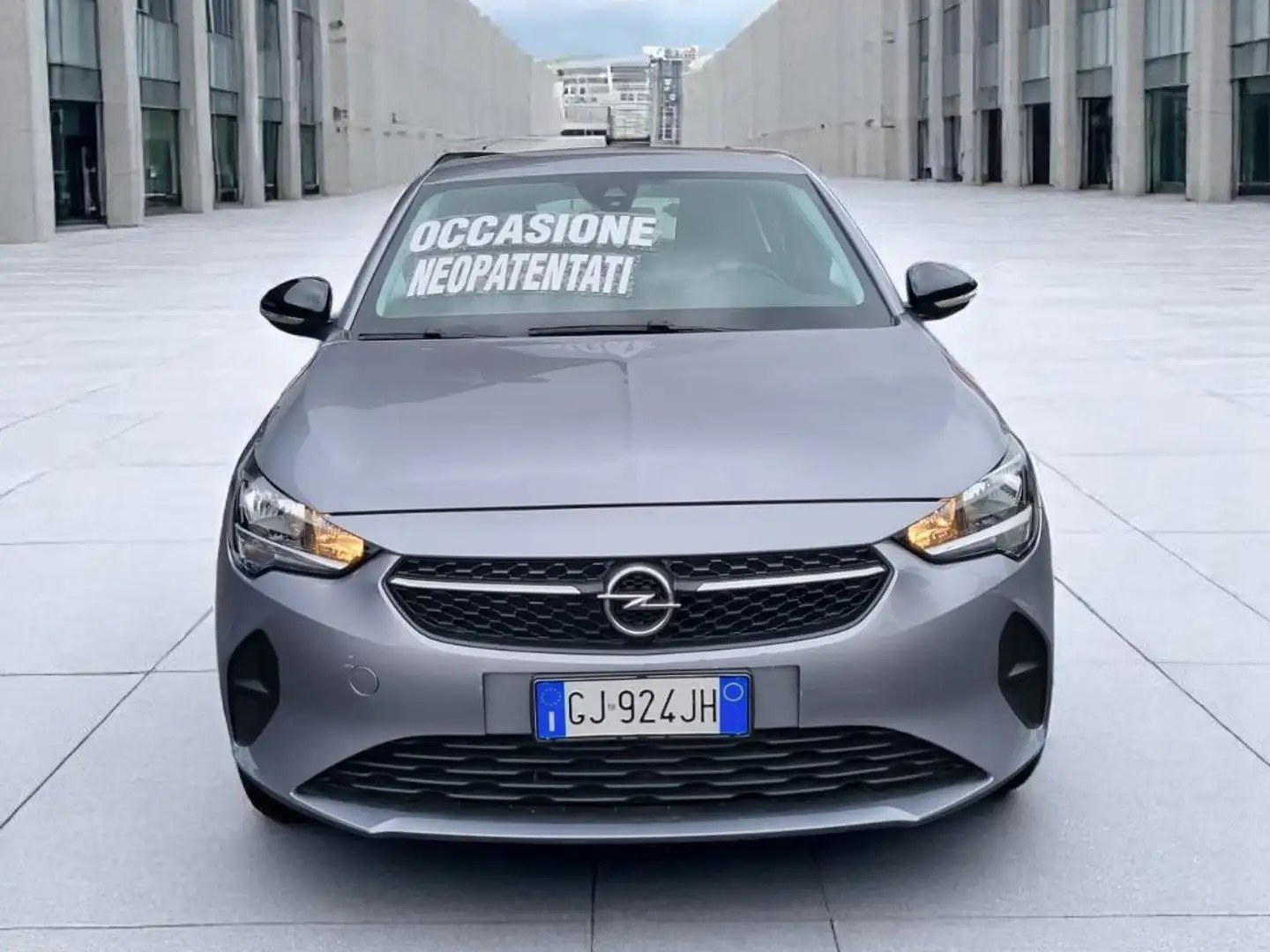 Opel Corsa Corsa 1.2 Edition s Silber - 1