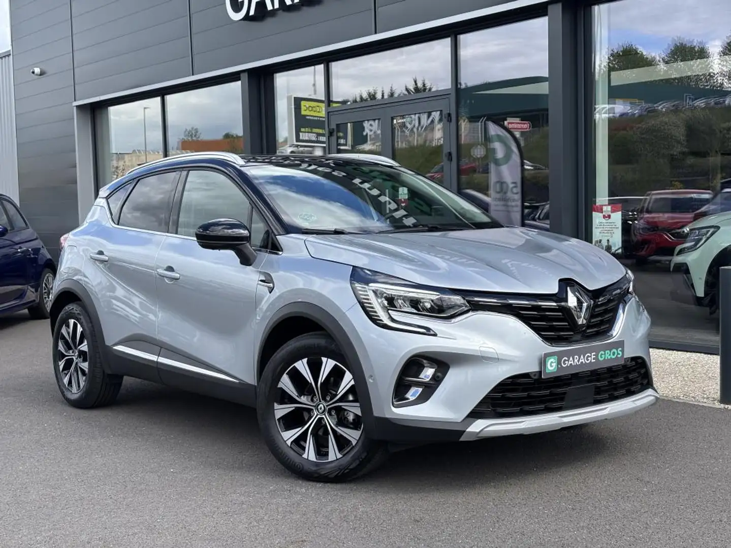 Renault Captur TCe 90 Techno - 1