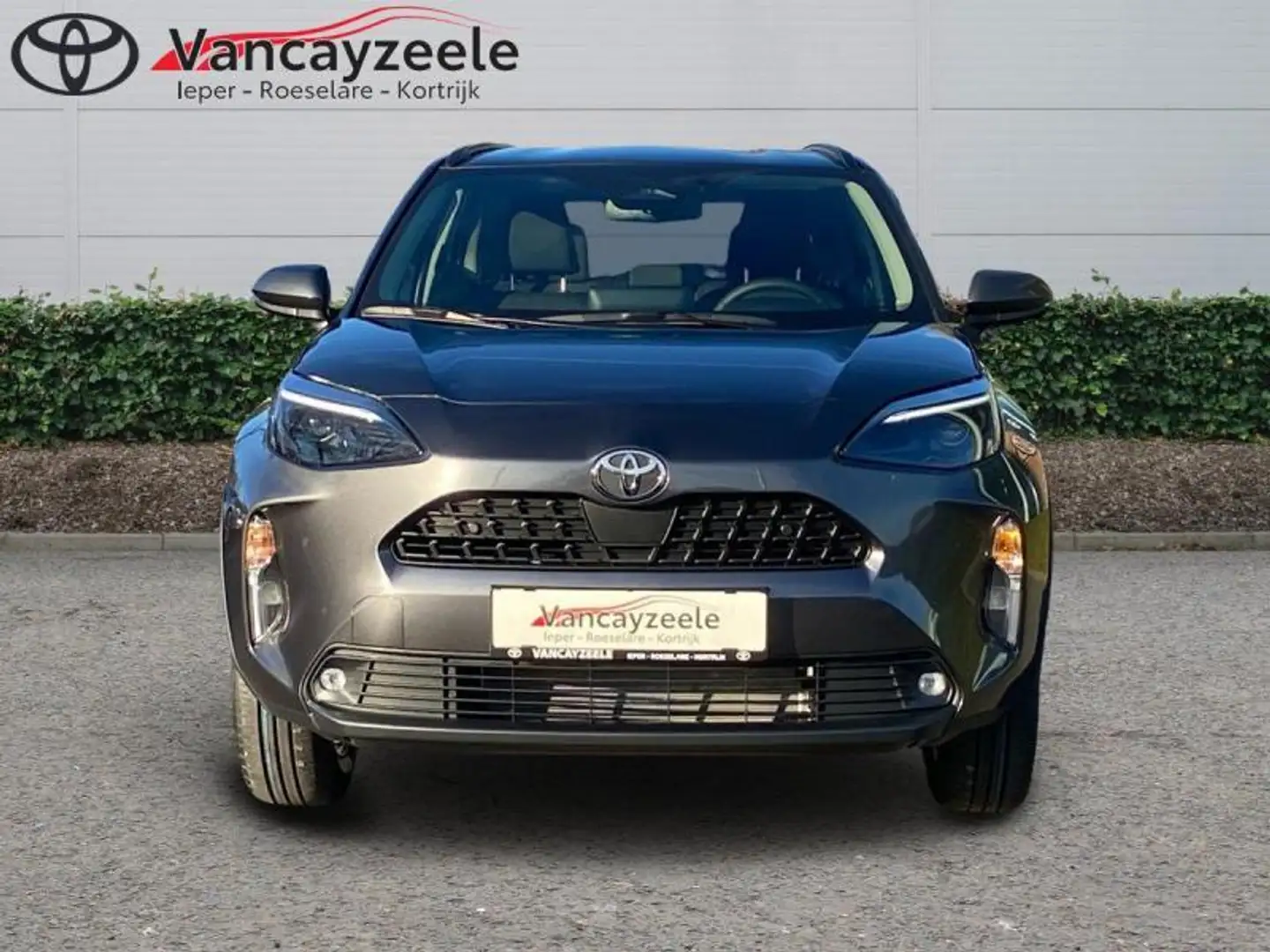 Toyota Yaris Cross Dynamic+cam+sens V&A+applecarplay & androidauto Grau - 2