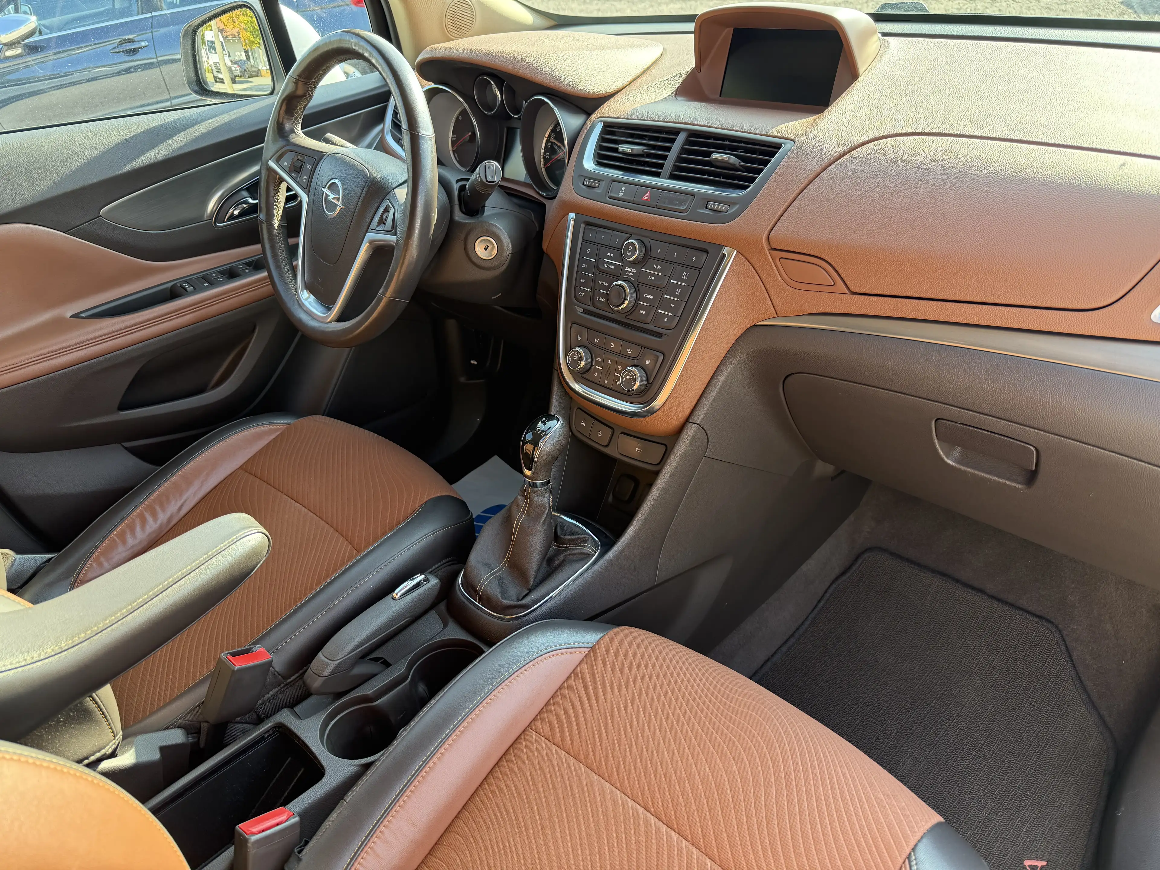 Opel Mokka Innovation ecoFlex 4x4 — photo 9
