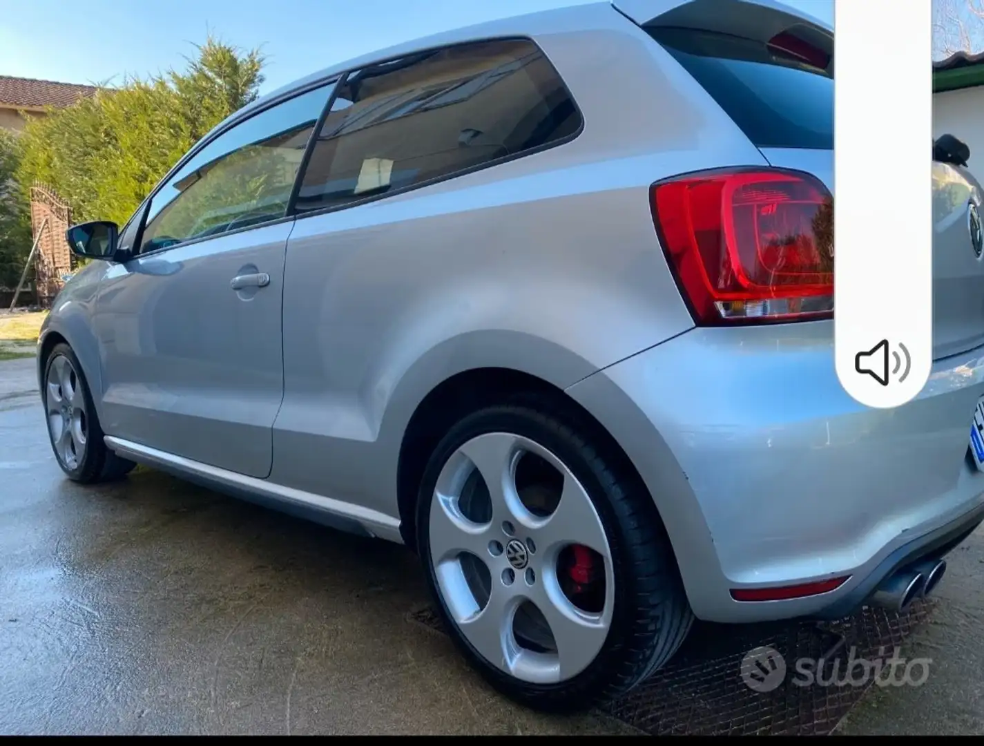 Volkswagen Polo GTI Polo 3p 1.4 tsi Gti 180cv dsg Stříbrná - 2