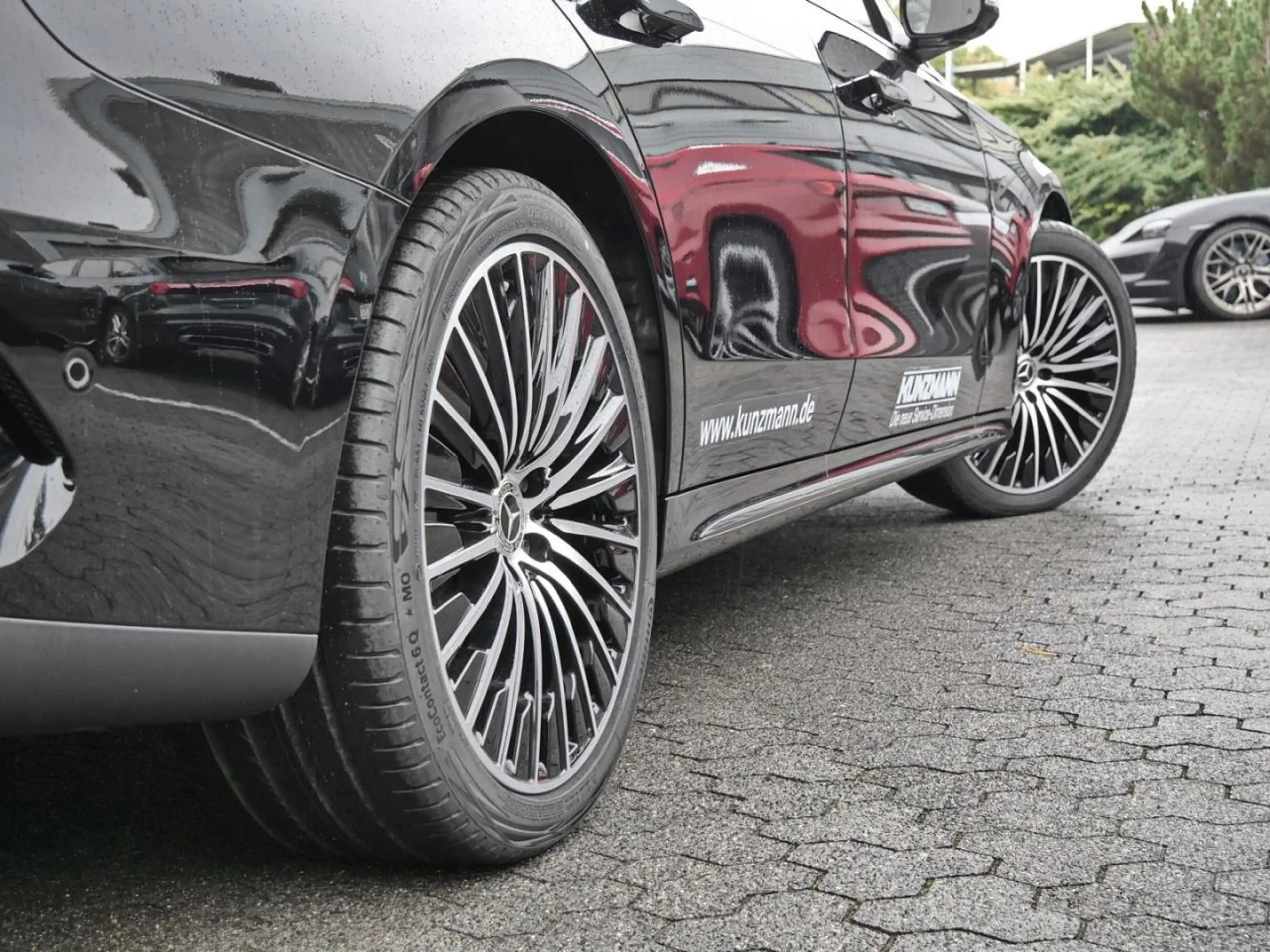 Mercedes-Benz E 220 d T-Modell AMG Night Panorama Distronic — photo 5