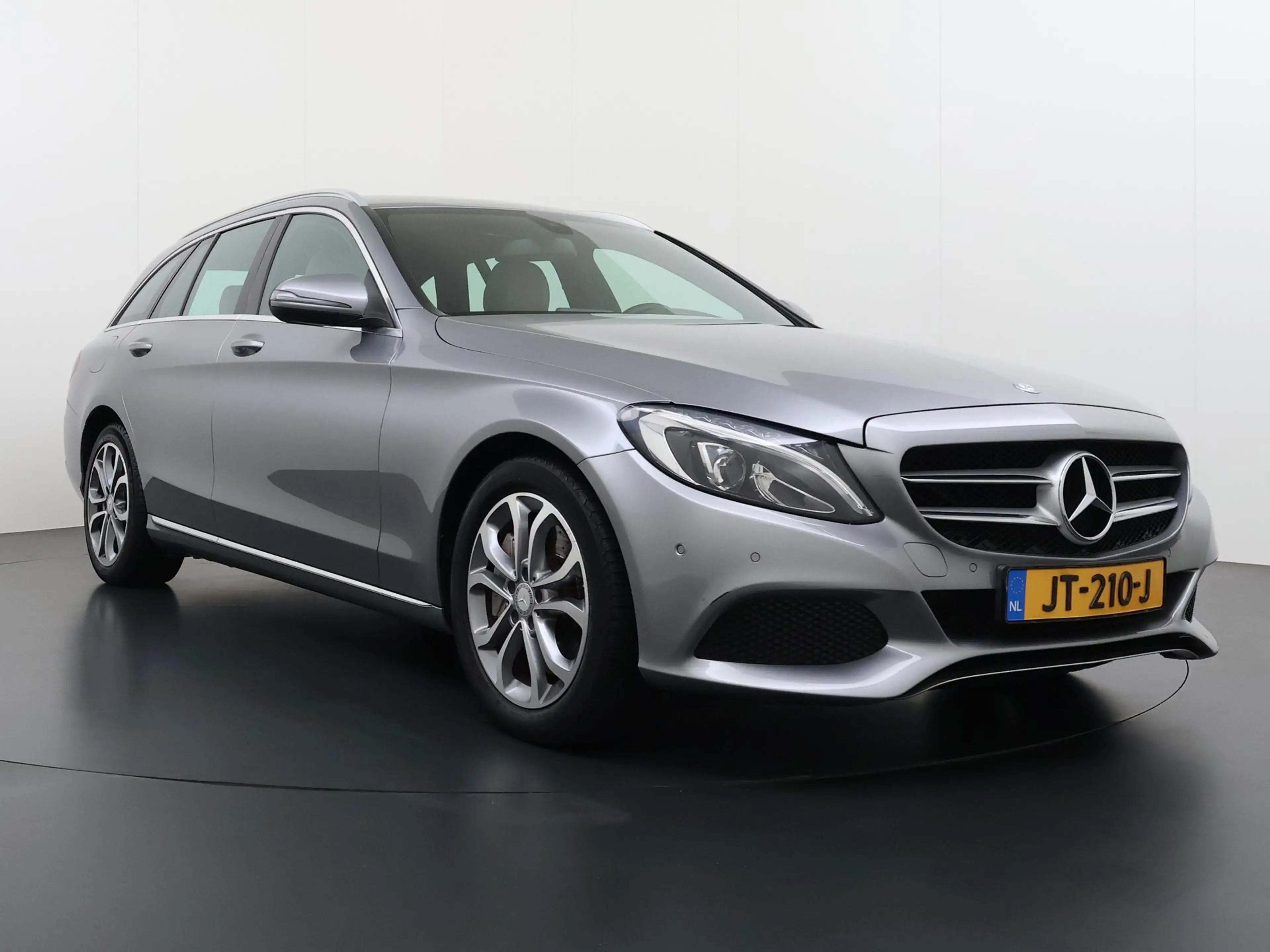 Mercedes-Benz C 350 Estate e Lease Edition — photo 4