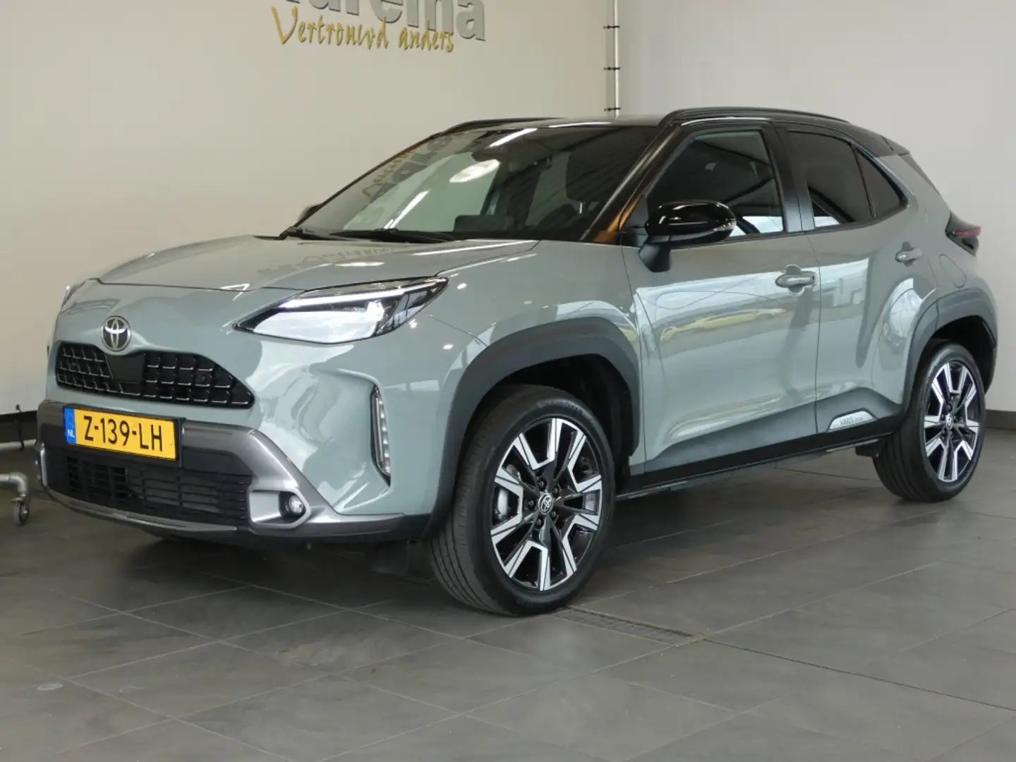 Toyota Yaris Cross 1.5 Hyb 130 Launch Edition ! volle NL auto Groen - 2