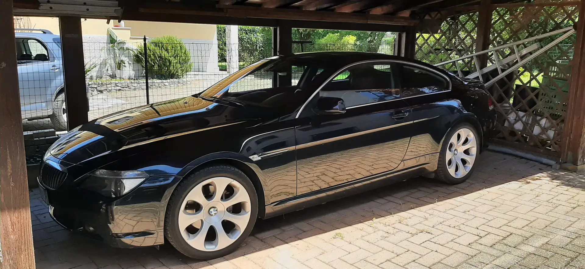 BMW 630 630i Coupé AUT Negro - 1