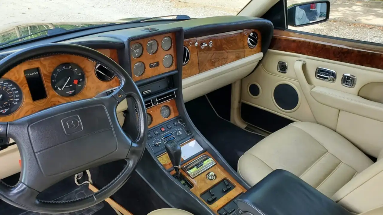 Bentley Turbo R, foto 6
