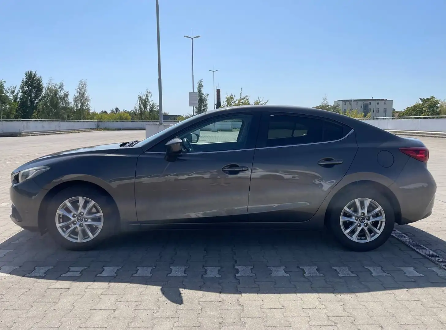 Mazda 3 3 SKYACTIV-G 120 Center-Line Bronze - 2